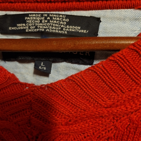 Tommy Hilfiger Red V-neck Knitted Pullover Sweater - Picture 6 of 7